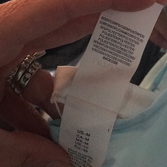 La Blanca dip cover dress - Picture 4 of 5